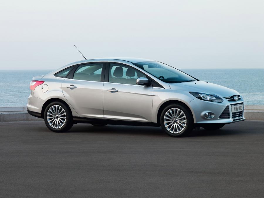  Ford Focus Sedan 2010 года  (фото 17 из 25)